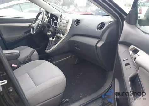 2009 Toyota Matrix S z USA, uszkodzony, nr VIN 2T1KE40E49C023832